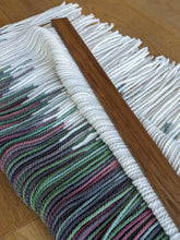 Load image into Gallery viewer, Green/Burgundy Ash